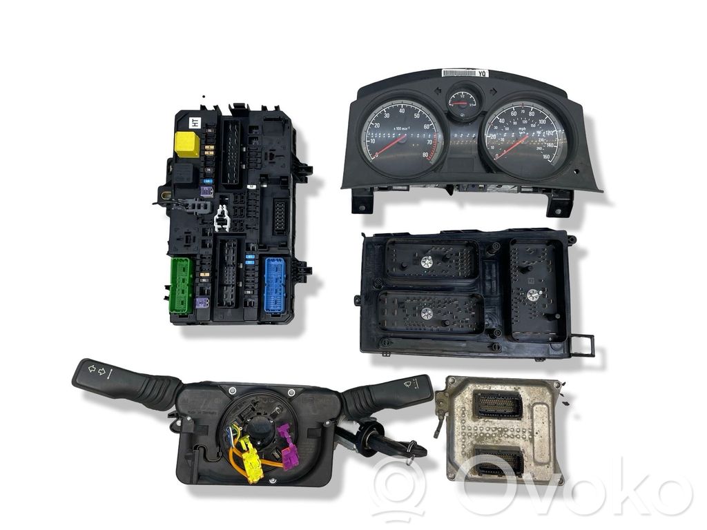 Aizdedzes ECU komplekts