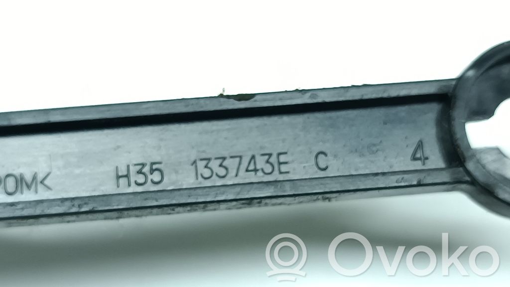 3b675cdd65ae0d19855c7fb1774b95  