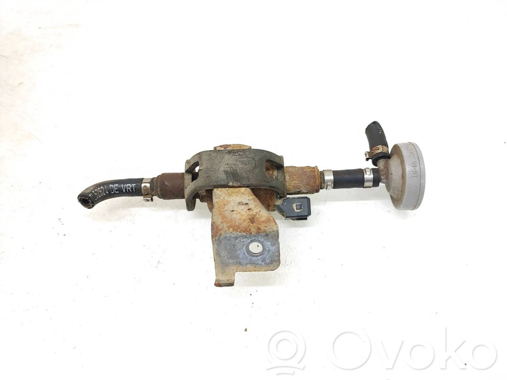 7L0315947 Audi Q7 4L Webasto auxiliary heater fuel pump, RRR