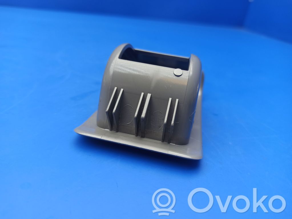 A2046800136 Mercedes Benz C W204 ISOFIX cover 9.99 RRR