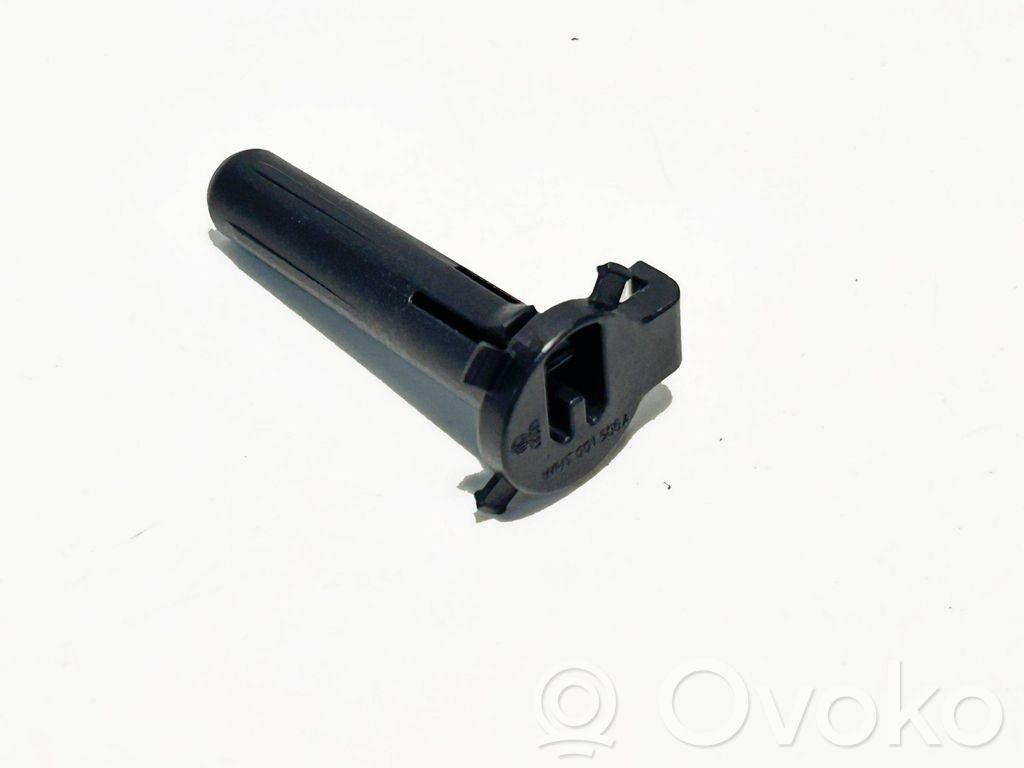 WHT001506A Audi Q5 SQ5 Support, fixation radiateur, 4,00 € | OVOKO