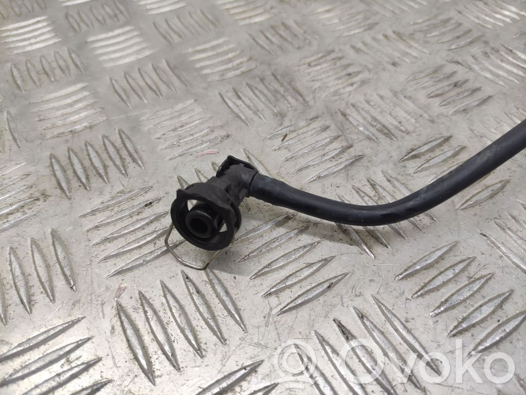 SAU28224 Audi A4 S4 B8 8K Tuyau de liquide de refroidissement moteur