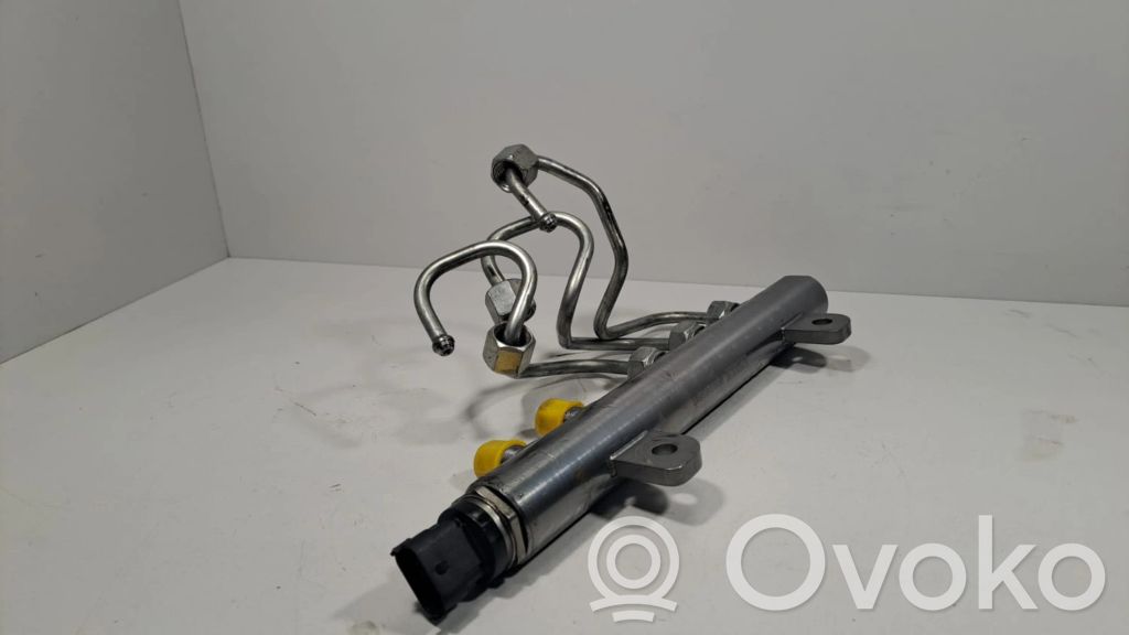 35022118G Lancia Thema Kraftstoffverteiler Einspritzleiste 