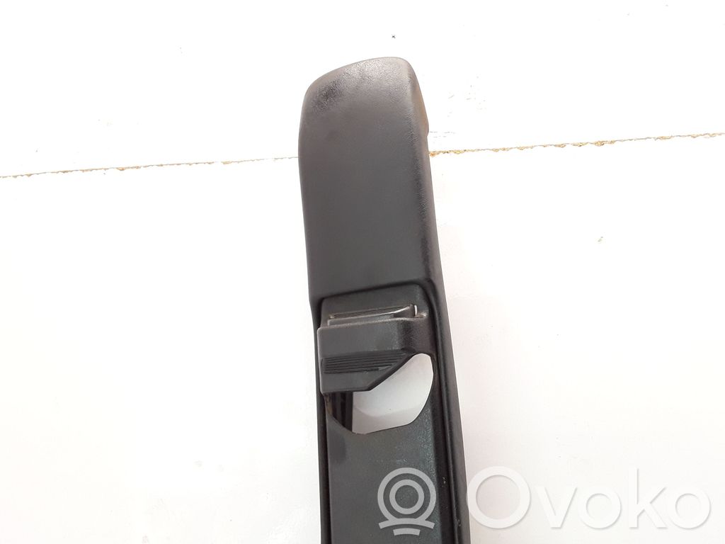 b38410e765e8645976d8b5242ad555 
