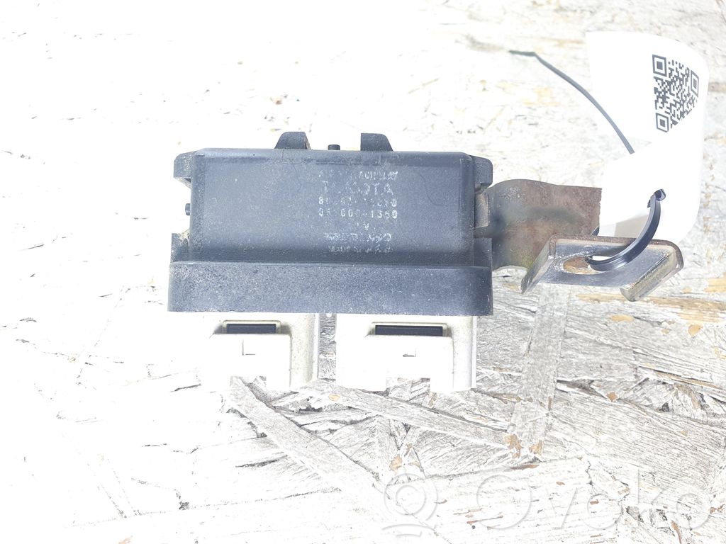 8826312080 Toyota Land Cruiser (FJ80) Relais ABS, 30.00 € OVOKO