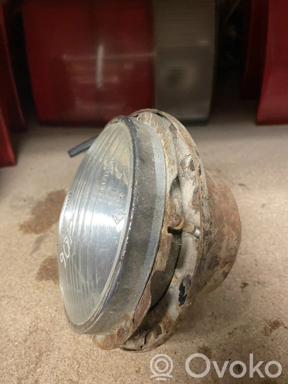 Apple - ともし19 153711201 Lada 2106 Headlight/headlamp, €10.00 | RRR