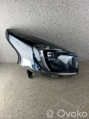 Opel Vivaro Priekinis žibintas 