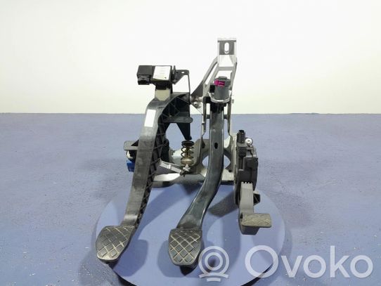 Audi A6 S6 C6 4F Gaspedal 