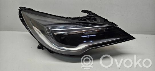 Opel Astra K Priekinis žibintas 