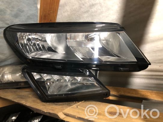 Skoda Kodiaq Priekinis žibintas 