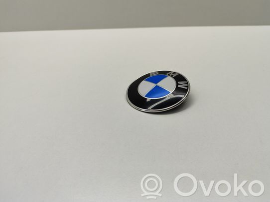 BMW 5 E60 E61 Mostrina con logo/emblema della casa automobilistica 