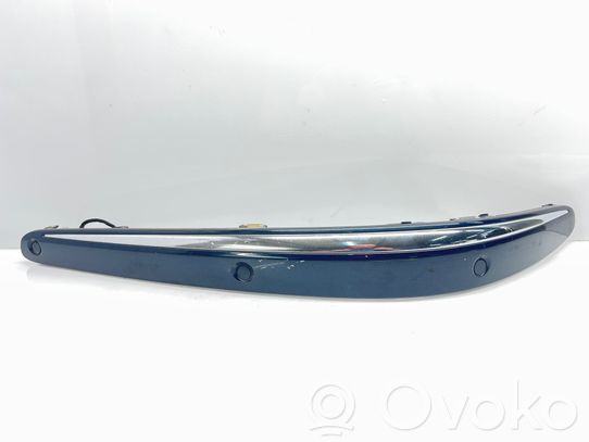 Mercedes-Benz E W211 Modanatura separatore del paraurti anteriore 