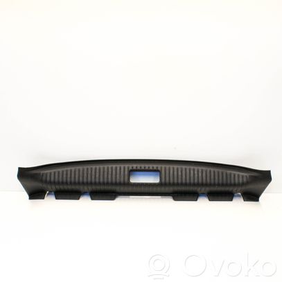 Protection de seuil de coffre   6W83406A64AD