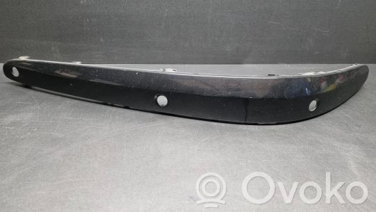 Mercedes-Benz E W211 Modanatura separatore del paraurti anteriore 