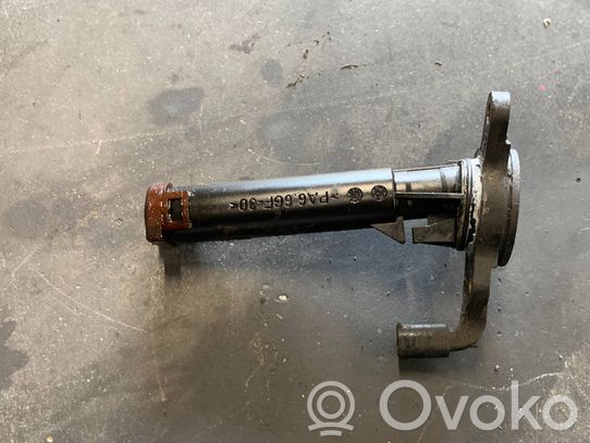 Capteur De Pression D'Huile Mercedes W906 OM651 – Electrovanne Moteur – Réf: A6511800115 (Occasion)