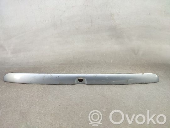 Garniture protection couvercle verrouillage coffre AUDI Q7 4L 4L0864483