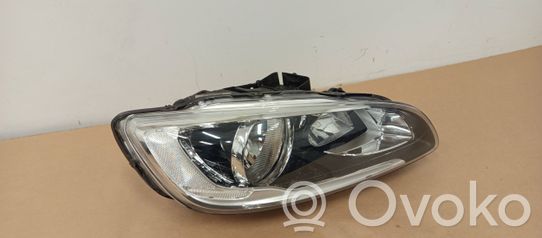 Volvo S60 Priekinis žibintas 