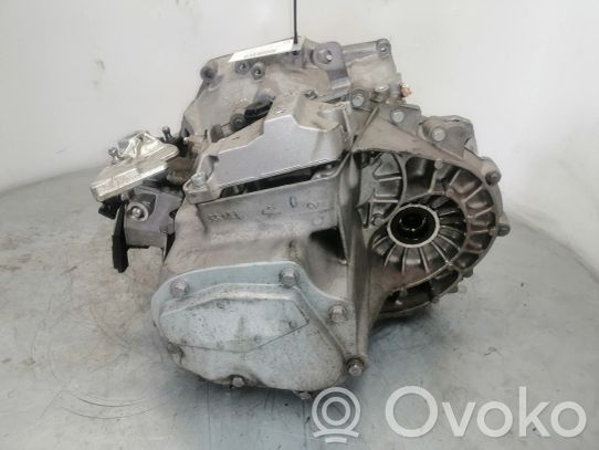 Peugeot 2008 II Mechaninė 5 pavarų dėžė 