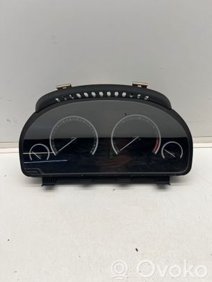 BMW 5 F10 F11 Nopeusmittari (mittaristo) 