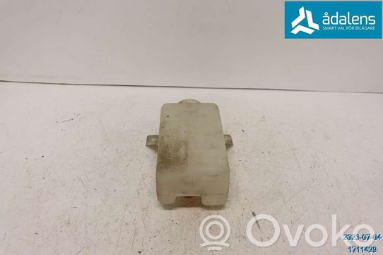Windshield washer fluid reservoir/tank   L0063323