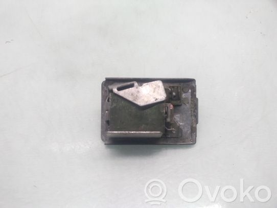 Audi 80 90 S2 B4 Résistance moteur de ventilateur de chauffage 