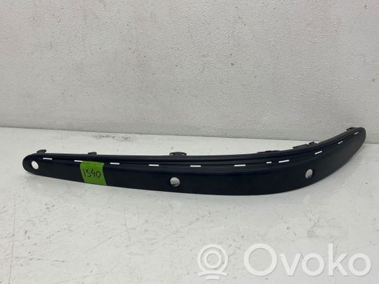Mercedes-Benz E W211 Modanatura separatore del paraurti anteriore 