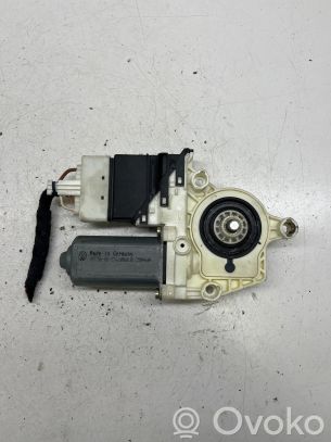 Volkswagen Golf V Motorino alzacristalli della portiera anteriore 