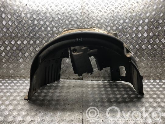 BMW 5 E60 E61 Etupyörän sisälokasuojat 