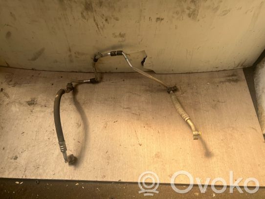 Skoda Octavia Mk2 (1Z) Wąż / Przewód klimatyzacji A/C 