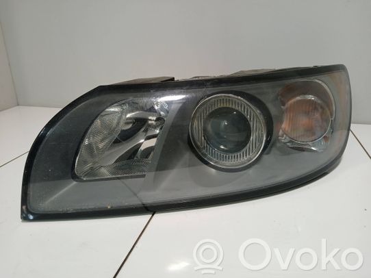 Volvo V50 Priekinis žibintas 
