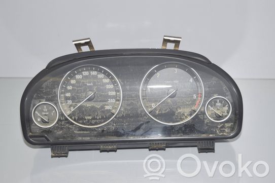 BMW 5 GT F07 Nopeusmittari (mittaristo) 