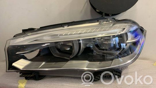 BMW X5 F15 Priekinis žibintas 