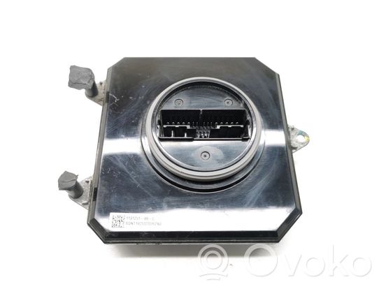Tesla Model 3 Xenon valdymo blokas 