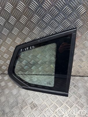 BMW X3 F25 Aizmugurējais virsbūves sānu stikls 