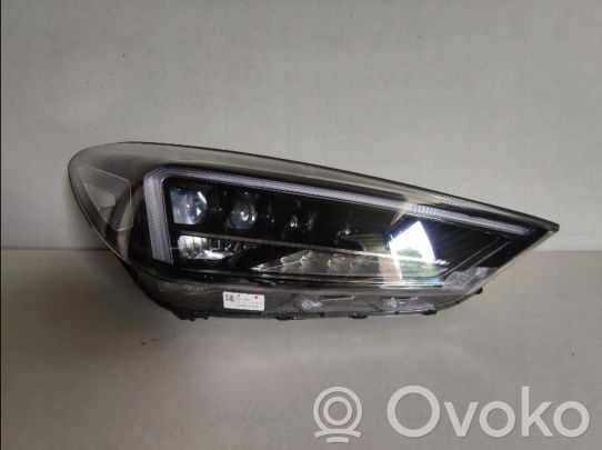 Hyundai i30 Scheinwerfer 