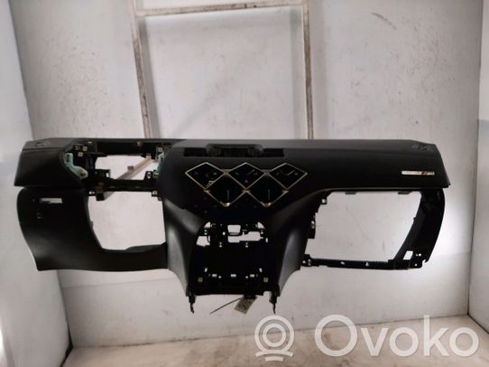 DS Automobiles 3 Crossback Dashboard 