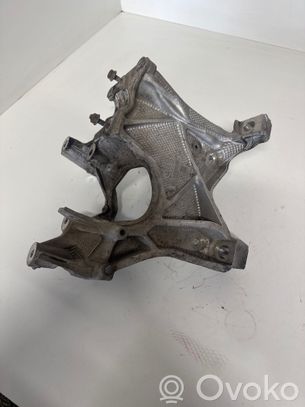 Audi A5 Moottorin kiinnikekorvake (käytetyt) 