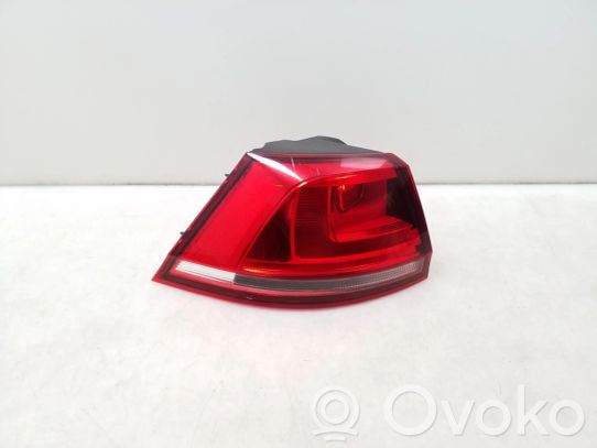 Volkswagen Golf VII Galinis žibintas kėbule 