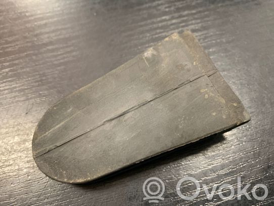 Kita variklio skyriaus detalė   A0029980001