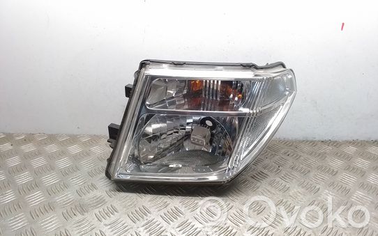 Nissan Navara D40 Priekinis žibintas 