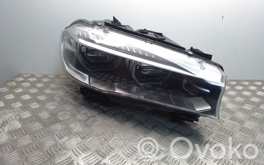 BMW X5 F15 Priekinis žibintas 