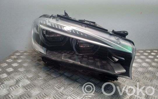 BMW X5 F15 Priekinis žibintas 