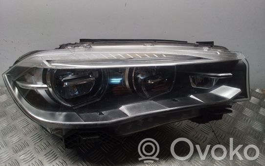 BMW X5 F15 Priekinis žibintas 