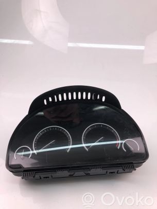 BMW 5 F10 F11 Nopeusmittari (mittaristo) 