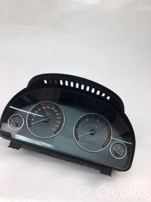BMW 5 F10 F11 Nopeusmittari (mittaristo) 