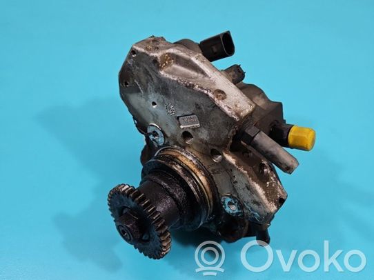 Mercedes-Benz E W211 Polttoaineen ruiskutuksen suurpainepumppu 