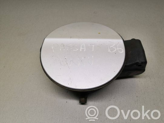 Volkswagen PASSAT B6 Sportello del serbatoio del carburante 