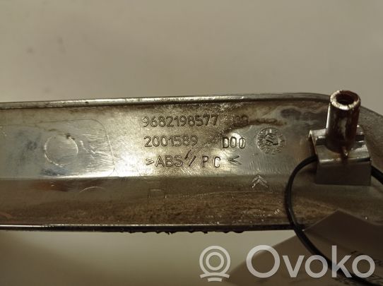 Citroen C5 Modanatura separatore del paraurti anteriore 