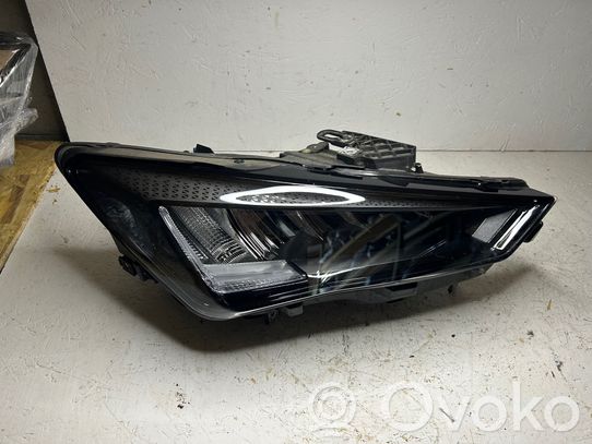 Seat Leon IV Priekinis žibintas 