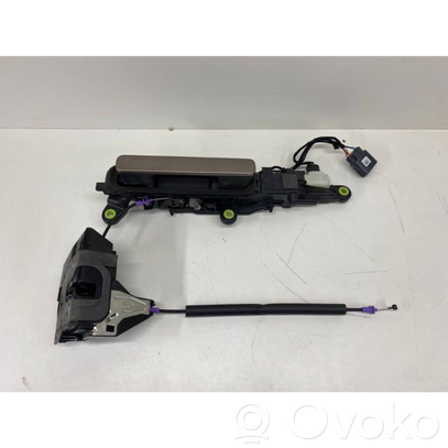 Etuoven ulkokahva   K8D226601,K8D224995